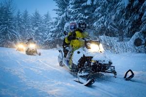 2. SNOWMOBILE RIDE 1H - CHAMROUSSE (EVENING)